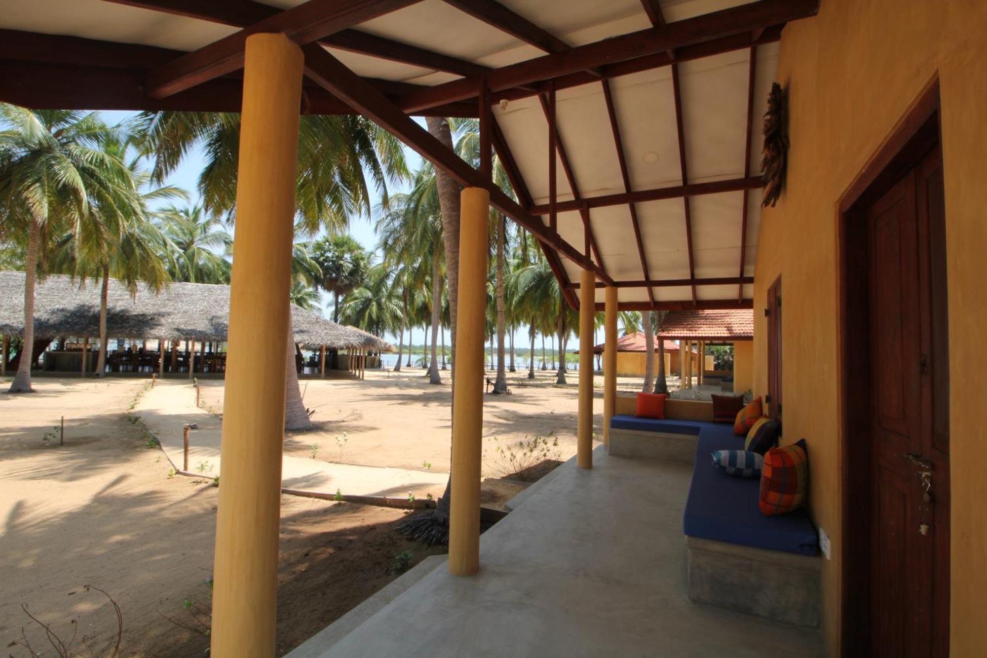 Kitelantis Hotel And Resort Kalpitiya Esterno foto
