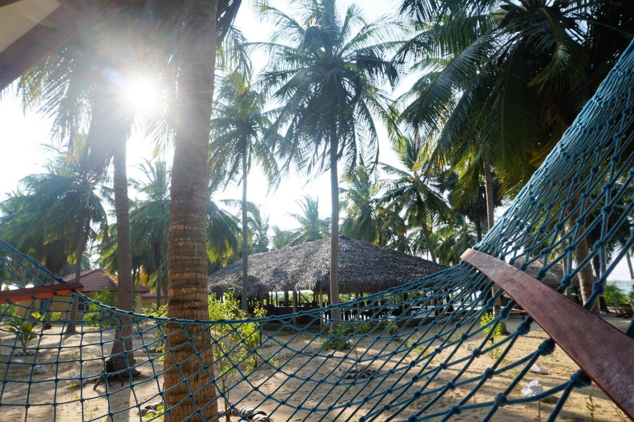 Kitelantis Hotel And Resort Kalpitiya Esterno foto